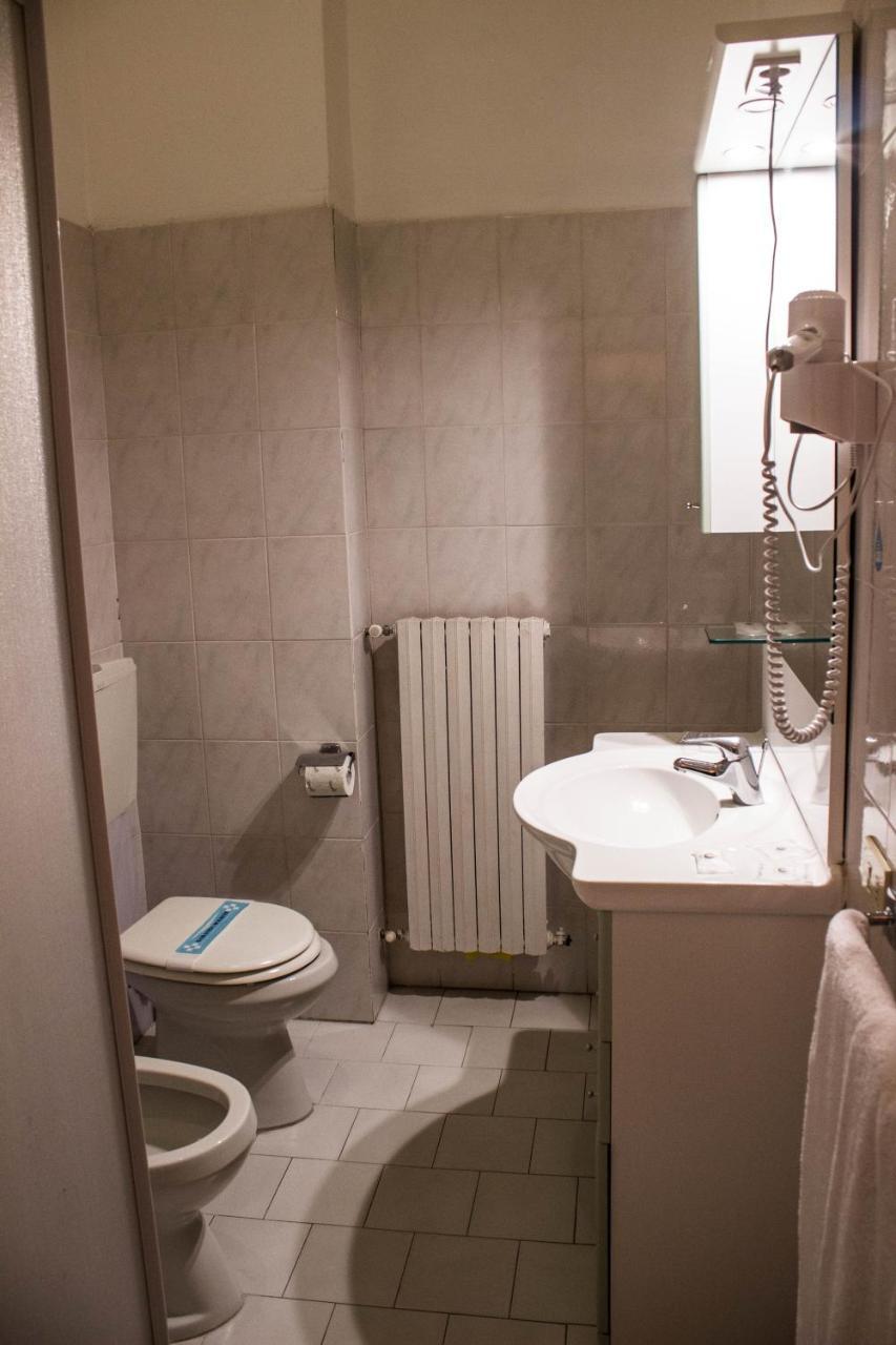 Hotel Salus 萨利切温泉 外观 照片